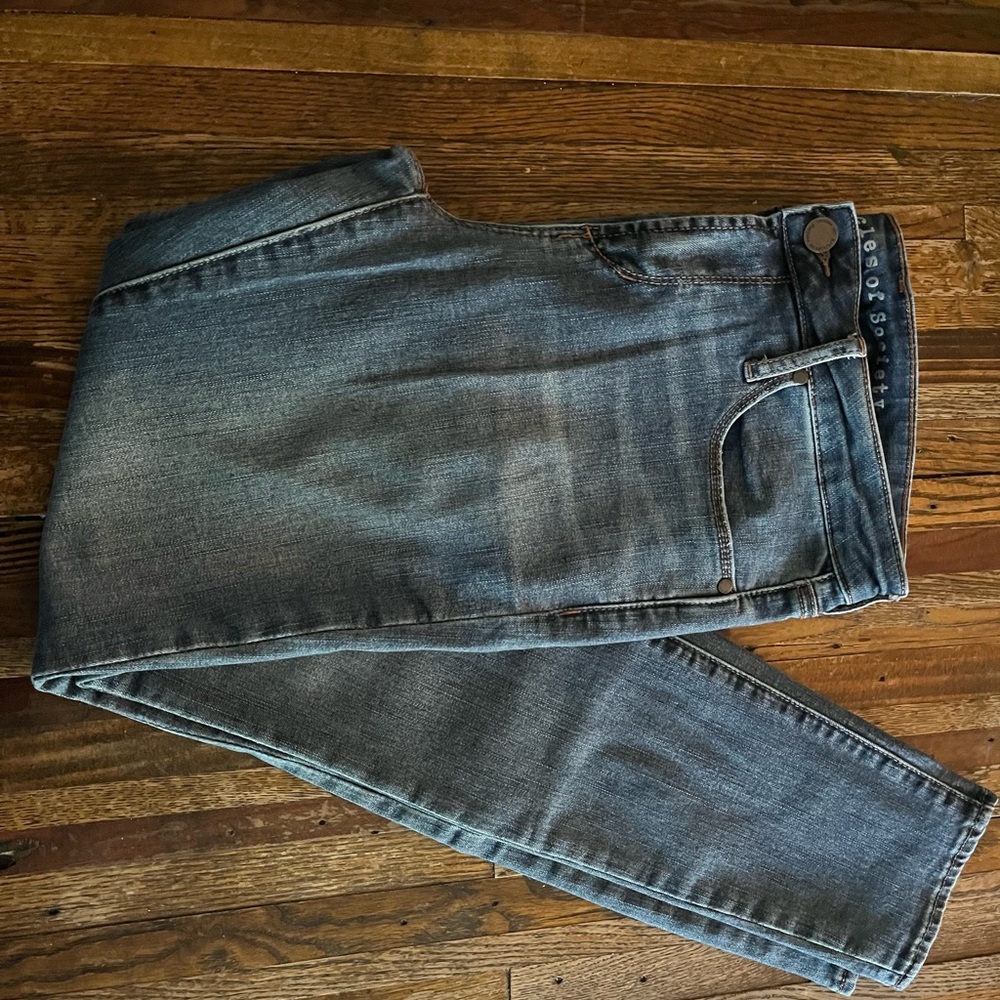 Articles of Society medium wash jeans size 28 tapered cut
